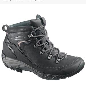 Women’s Merrell Chameleon Arc 2 Hiking Boots Size 8